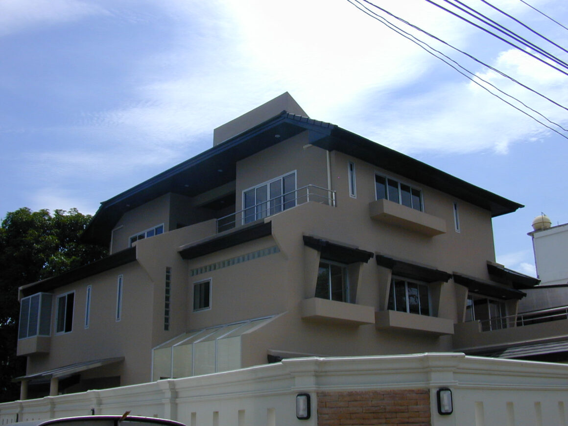บ้านพักอาศัย 3 ชั้น Mr. YAMADA